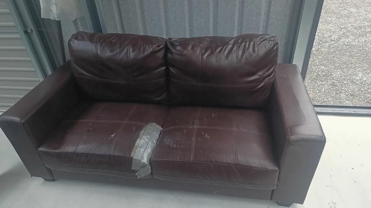 Queensbury Faux Leather 3-Seater – FREE to takeawa - Image 3