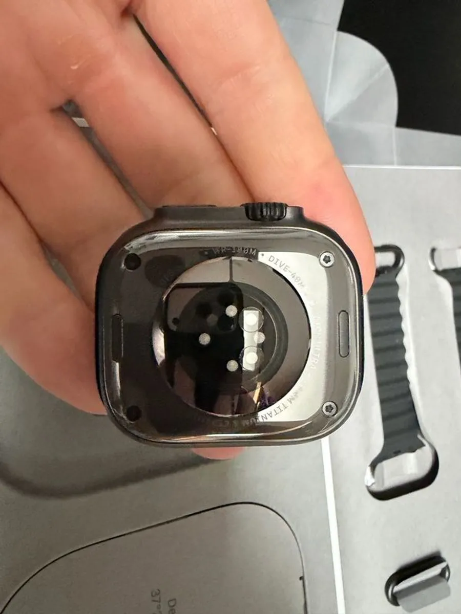 Apple Watch Ultra 2 Black - Image 4