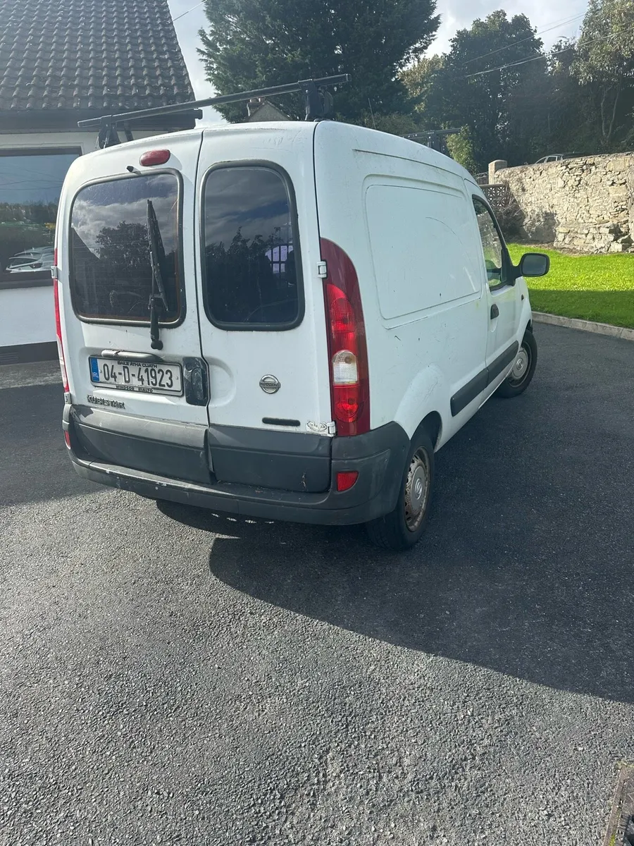 Van - Image 1