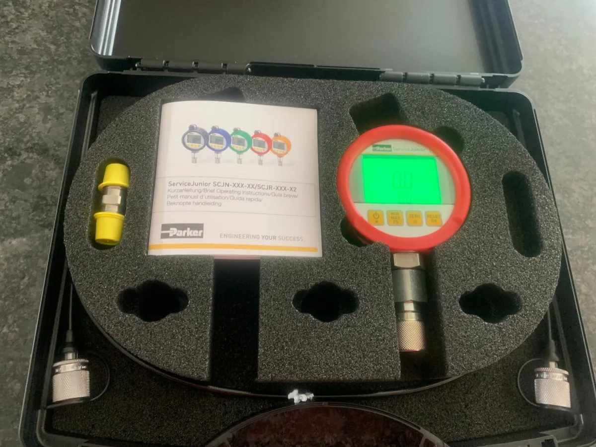 Hydraulic Pressure Tester Digital New - Image 1