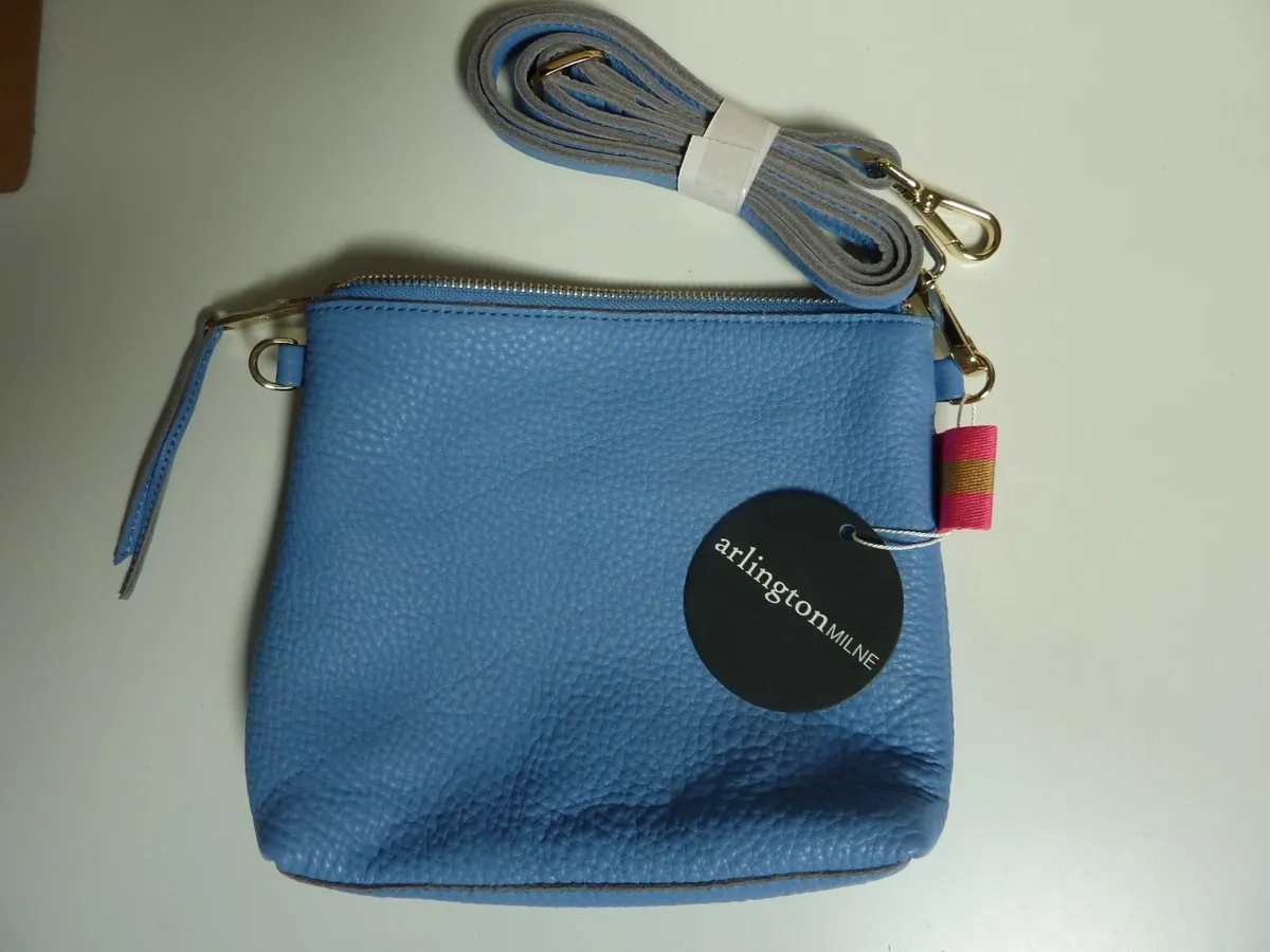 Crossbody bag - Image 1