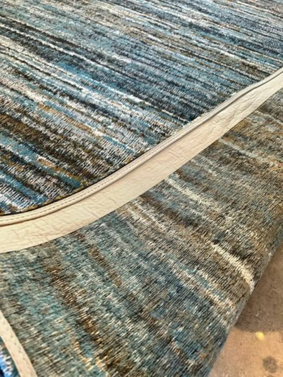 Louis De Poortere Large rug 170x240 New - Image 3