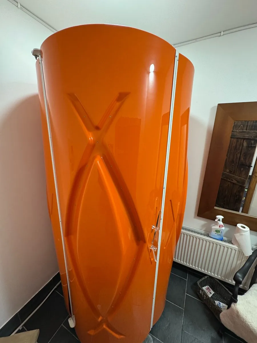 Sunbed diamond tan sun commercial single phase - Image 1