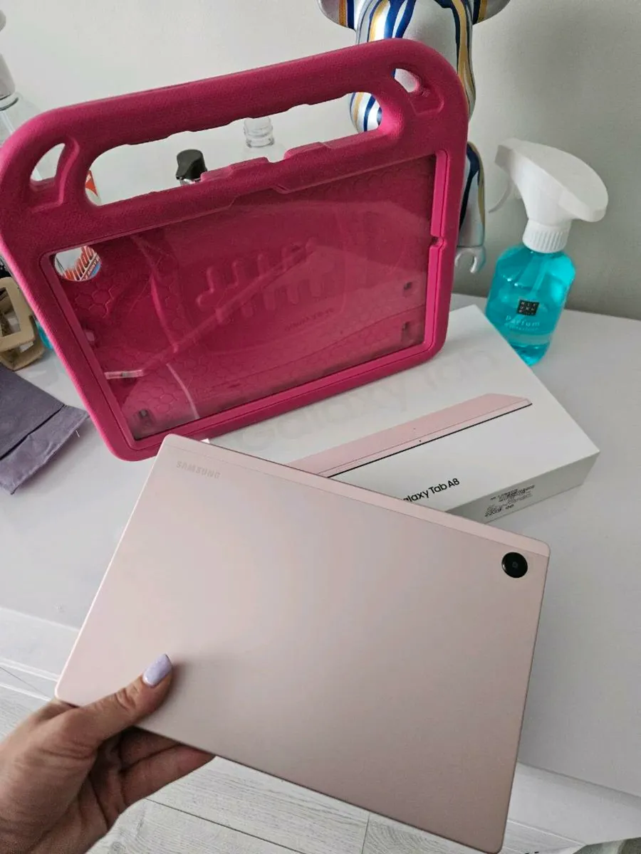Samsung tab a8 - Image 4