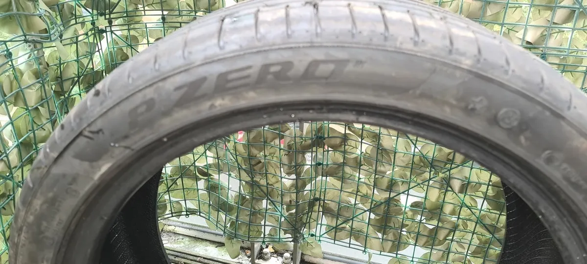 Tyres 245/40/20 run flat - Image 3