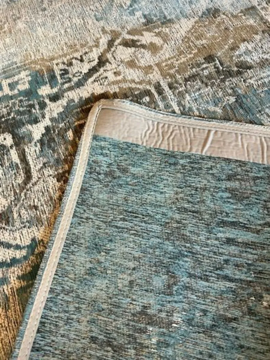 Louis De Poortere Rug 170x240cm Blue Brand New - Image 4