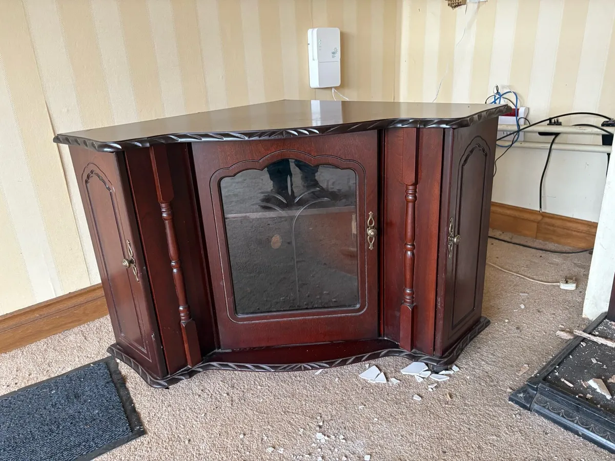 Furniture - Image 3