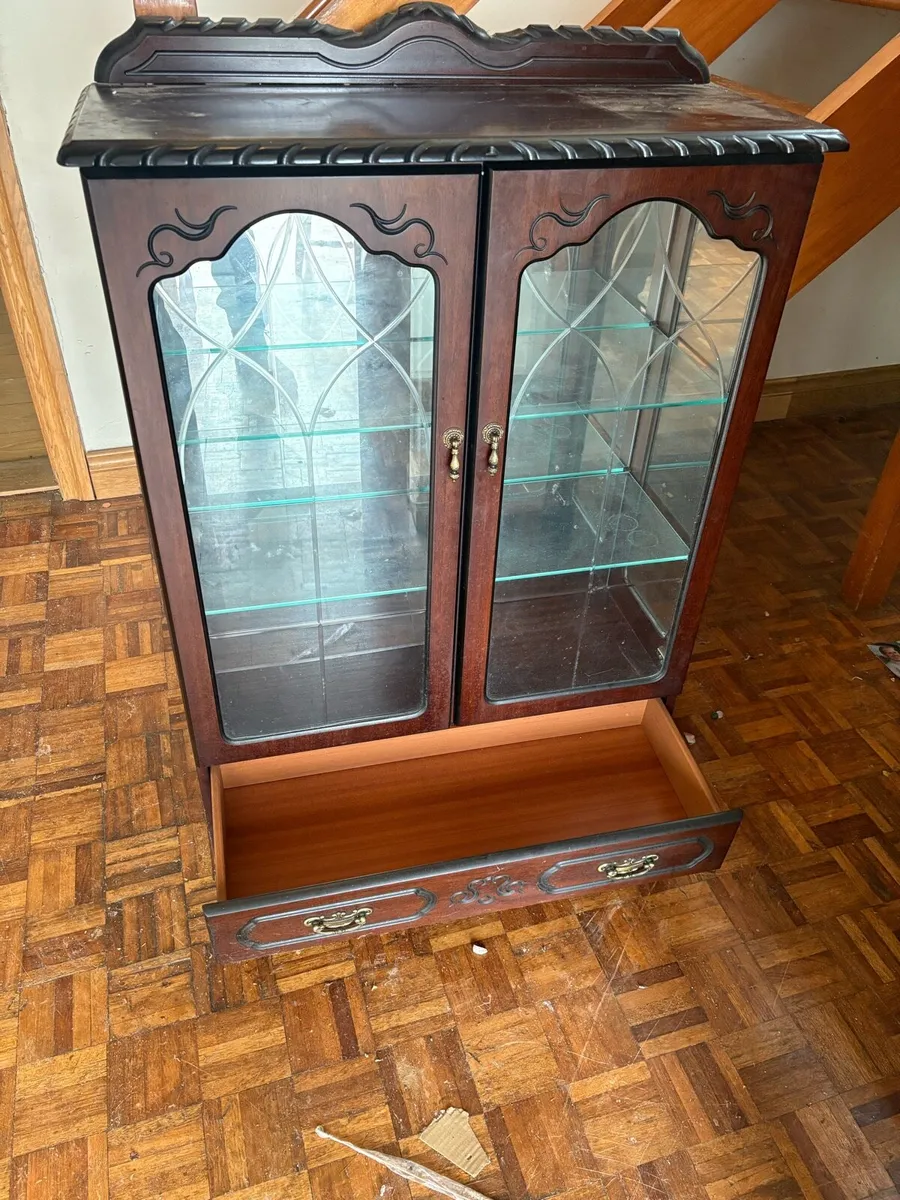 Furniture - Image 4