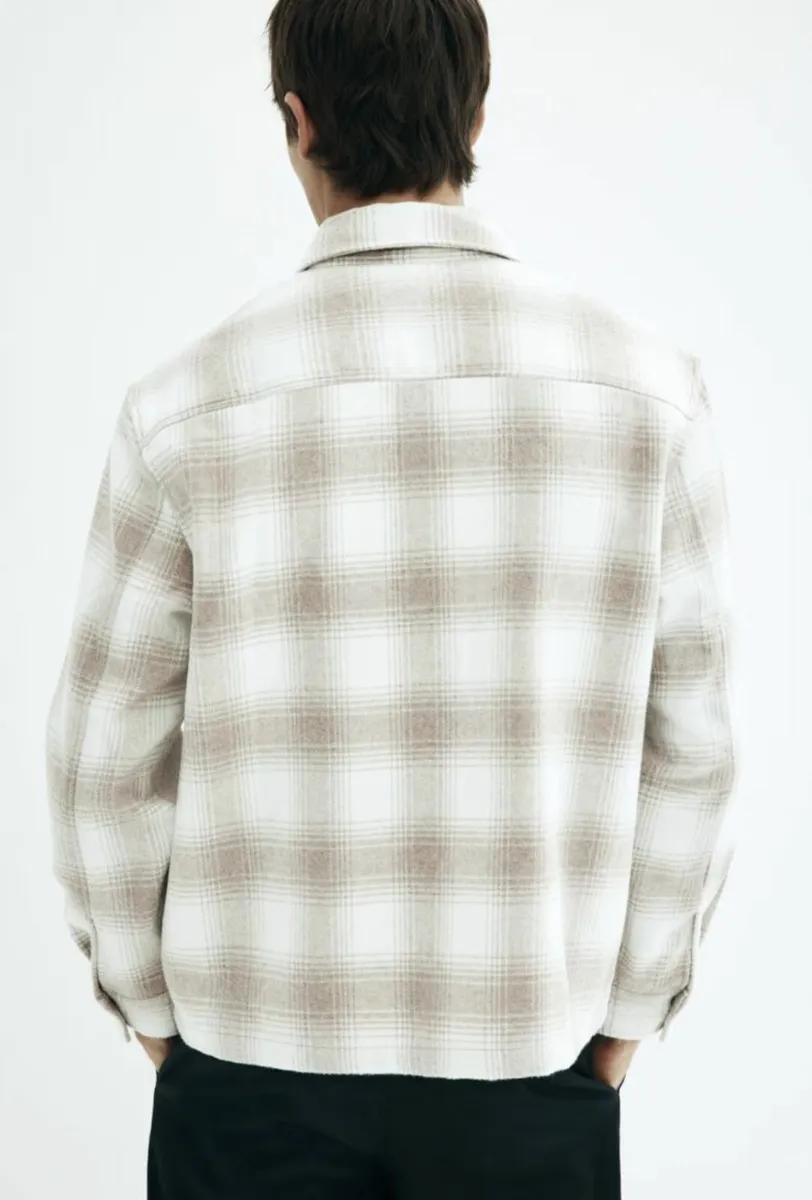 New H&M Flannel Overshirt - Image 3