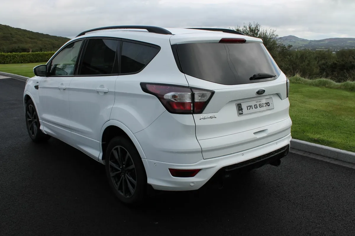 2017 Ford Kuga 2.0 TDCI ST-Line - Image 4