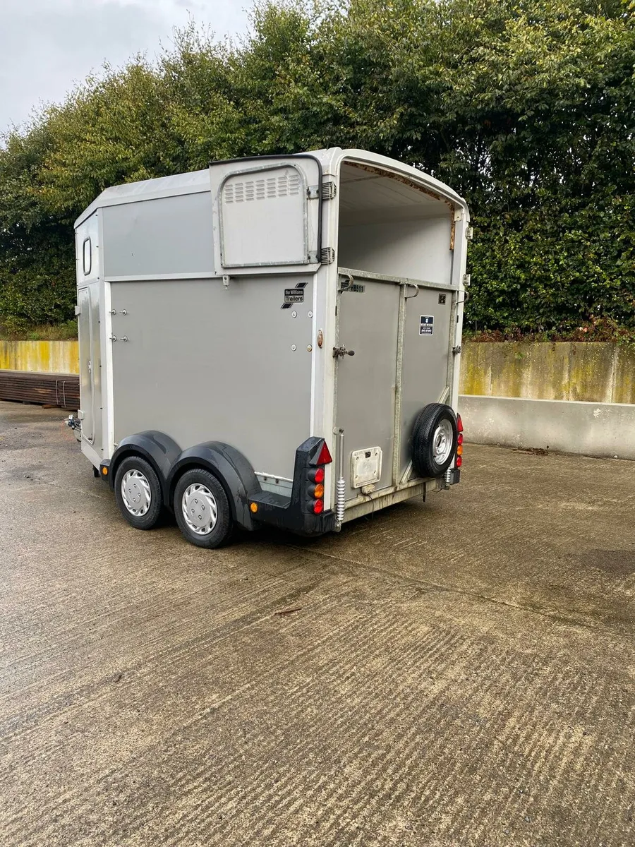Iforwilliams 511 horse box - Image 2