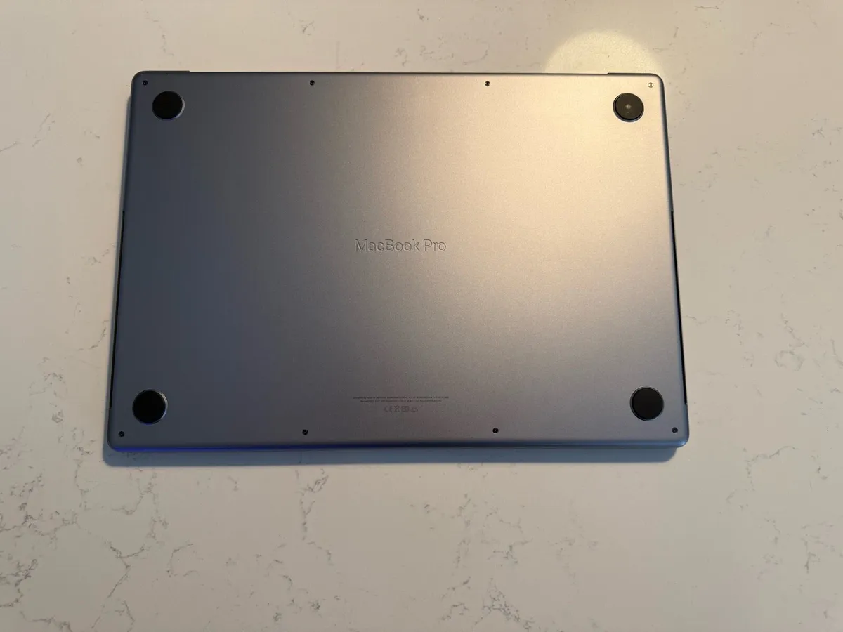 MacBook 16” M1 16gb /1TB HDD - Image 3