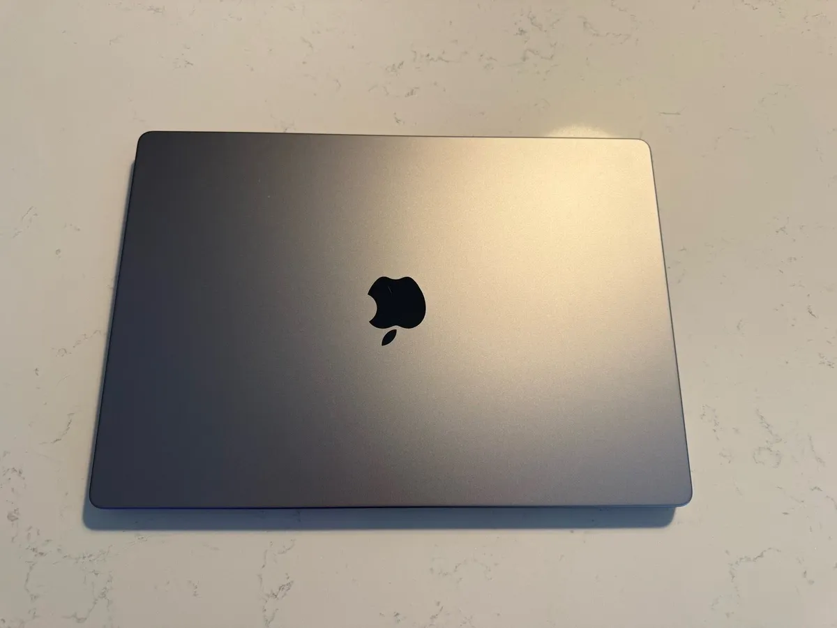 MacBook 16” M1 16gb /1TB HDD - Image 4