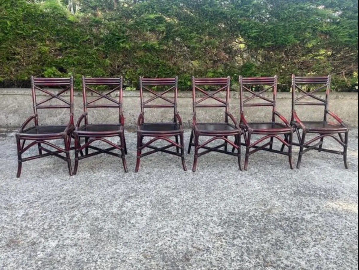Exceptional Angraves of Leicester table & chairs. - Image 4