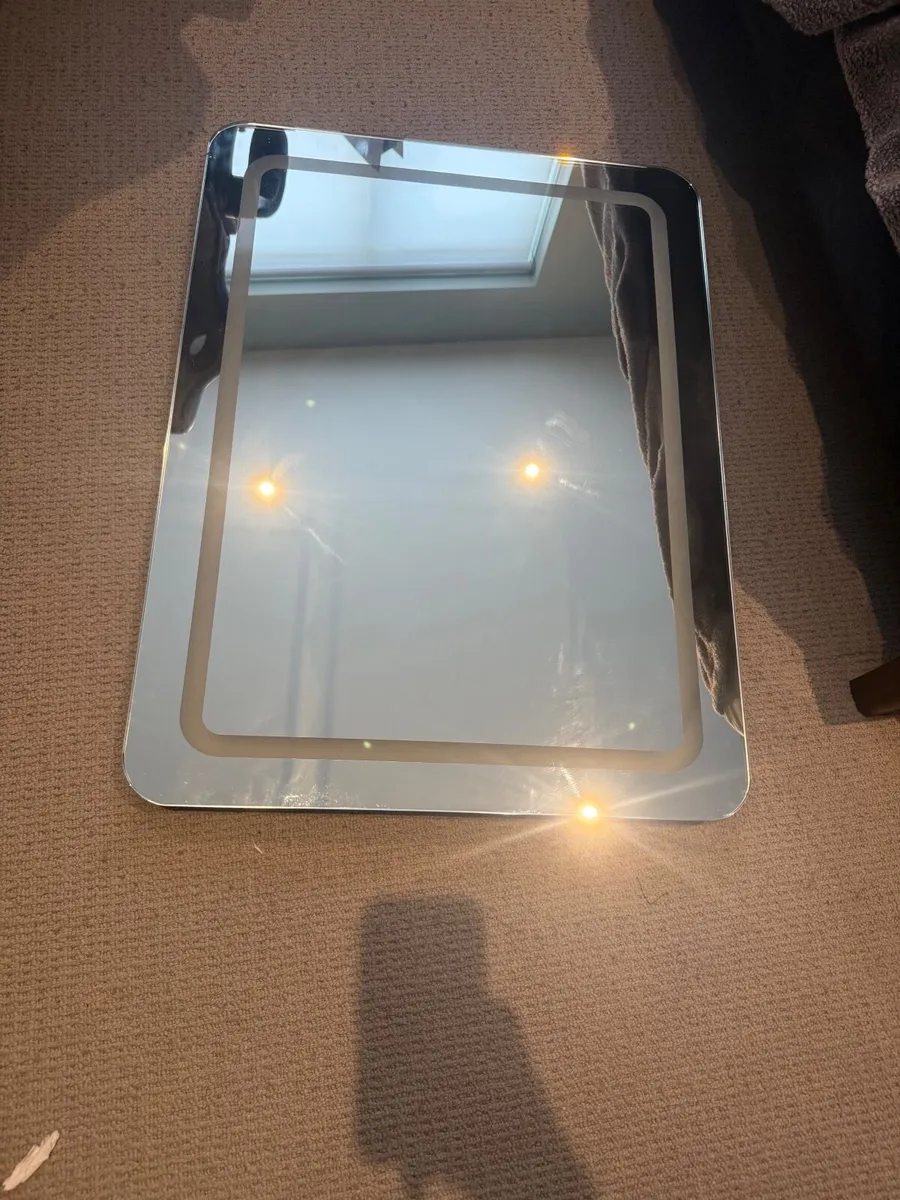 Led bathroom mirror - Image 1