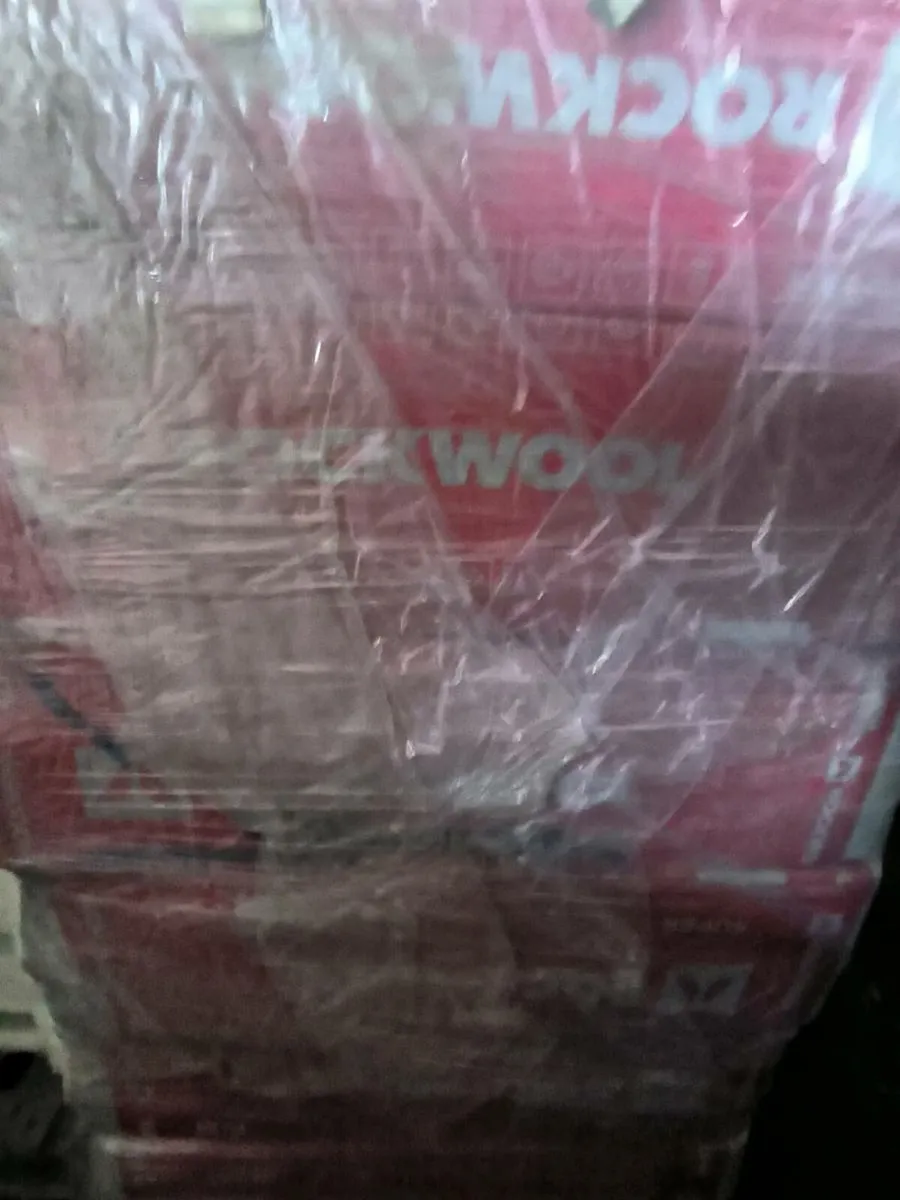 Front rock super insulation exterior - Image 3