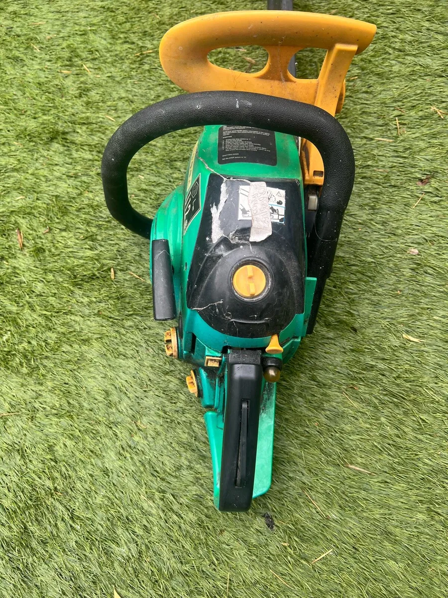 Chain saw petrol 2 stroke - Image 3