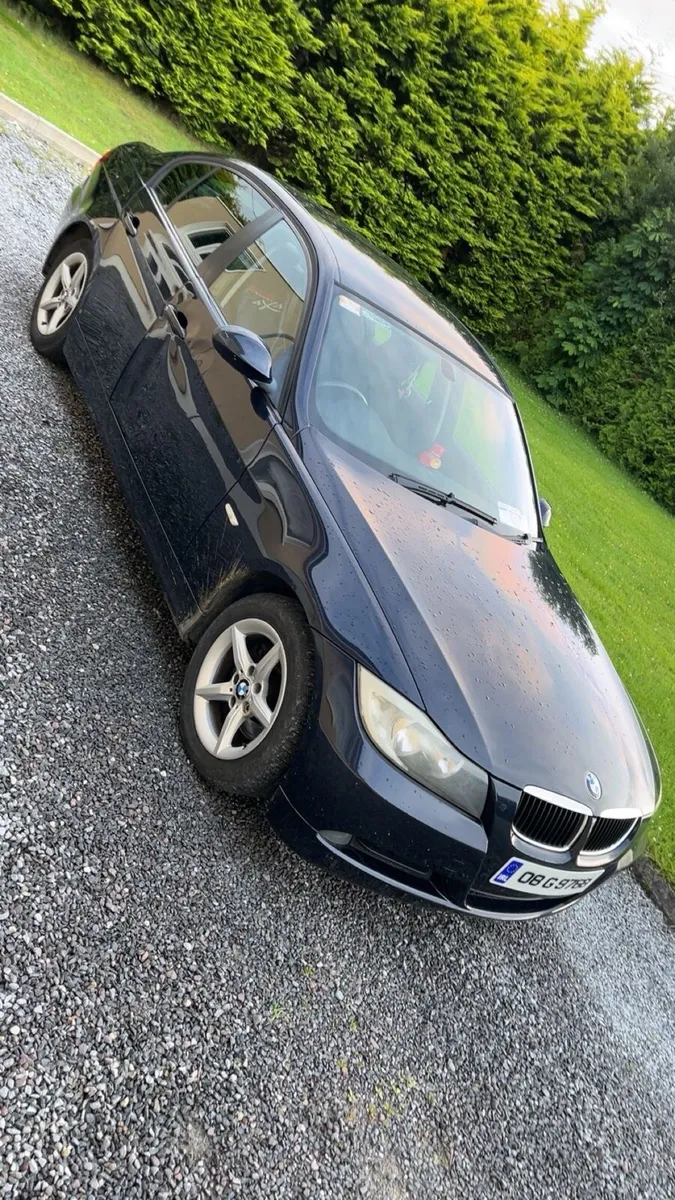 BMW e90 318d - Image 4