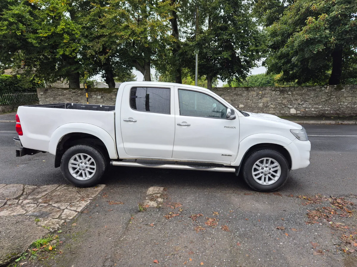 Toyota Hilux 2015 - Image 3