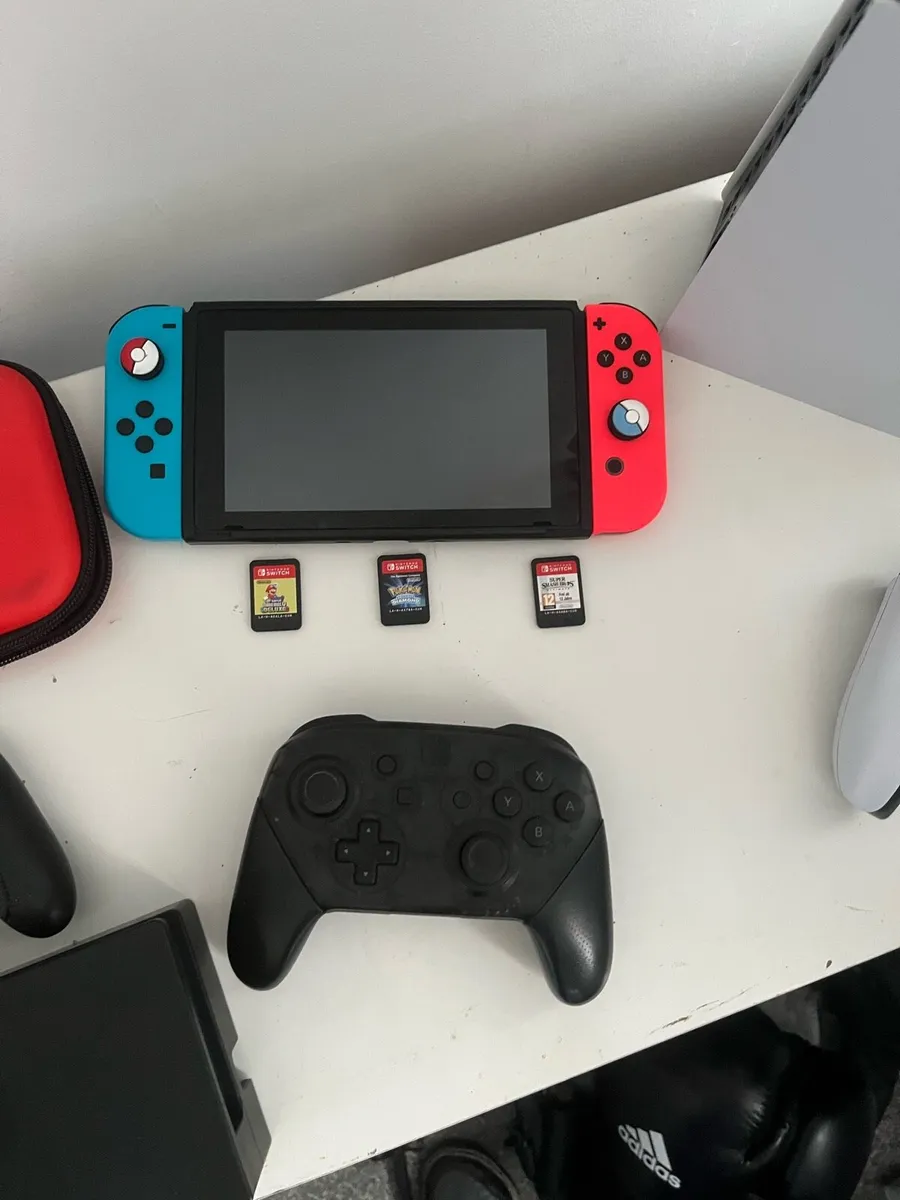 PlayStation 5 Slim + Nintendo switch - Image 2