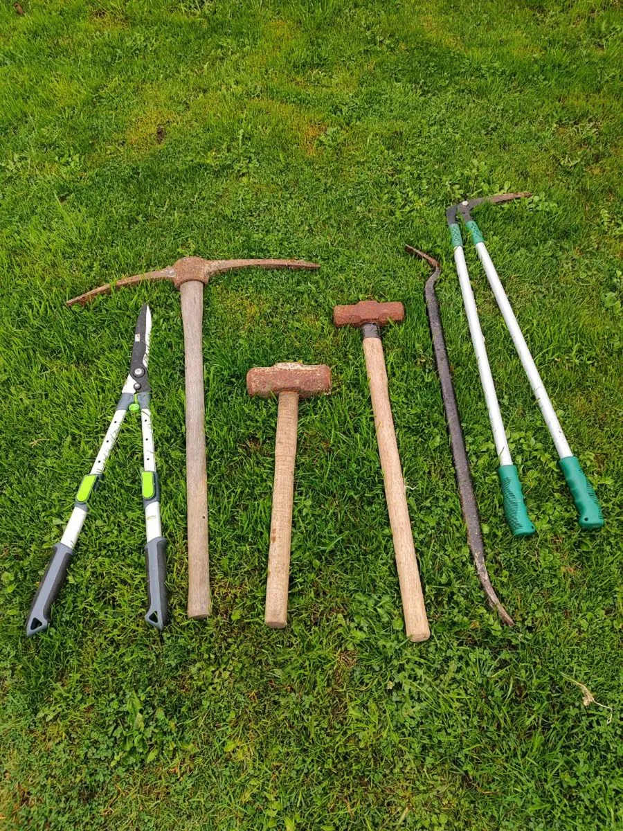 Old garden tools - Image 1