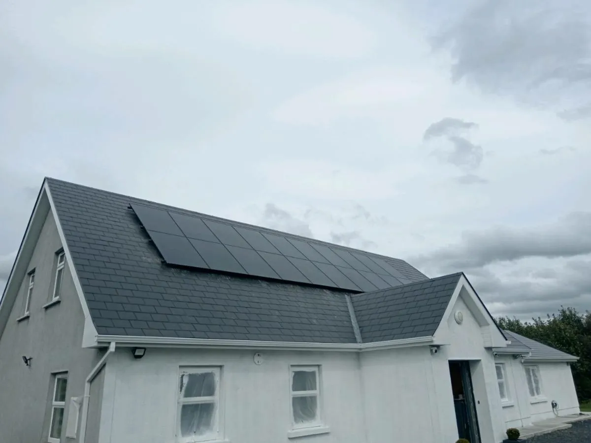 Brand new solis 5kw hybrid DIY kit 5kwh battery - Image 1