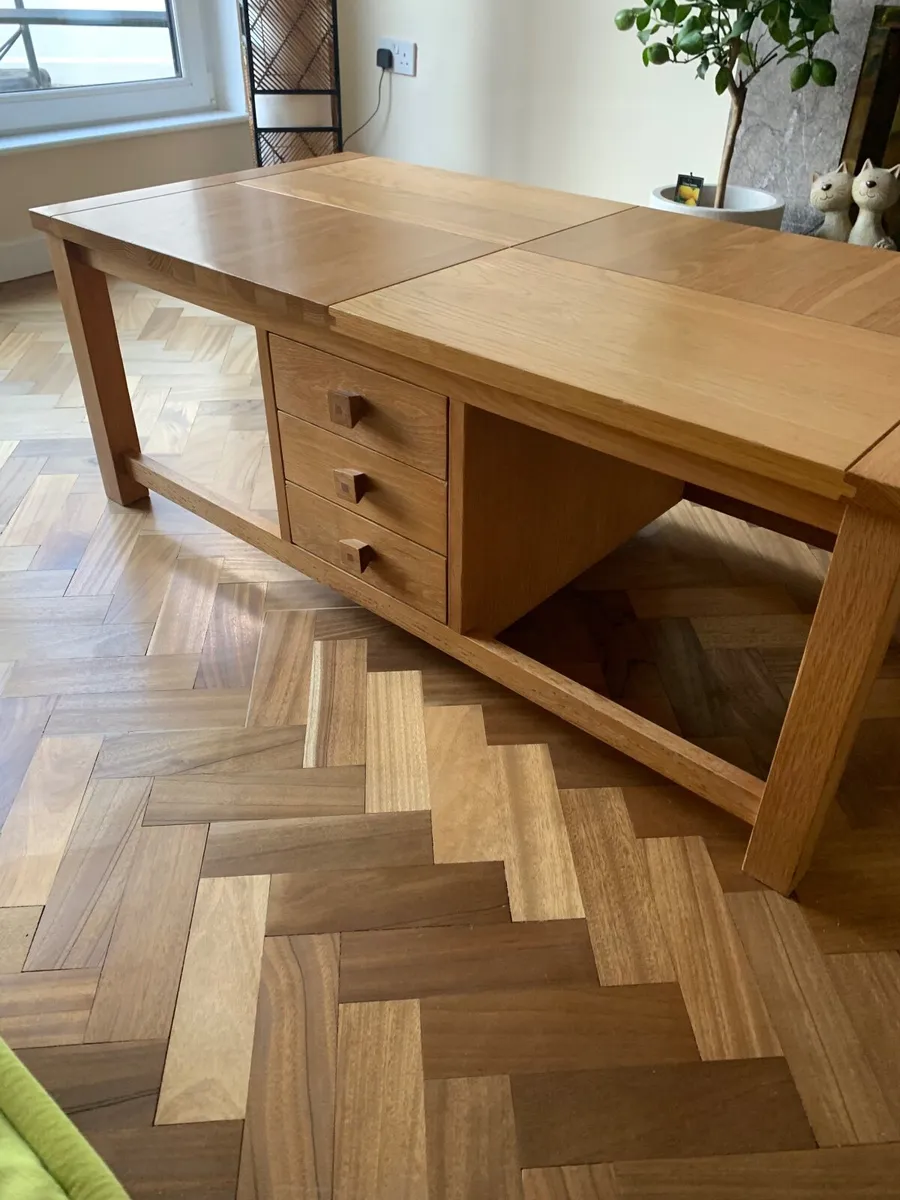 Coffee table - Image 1