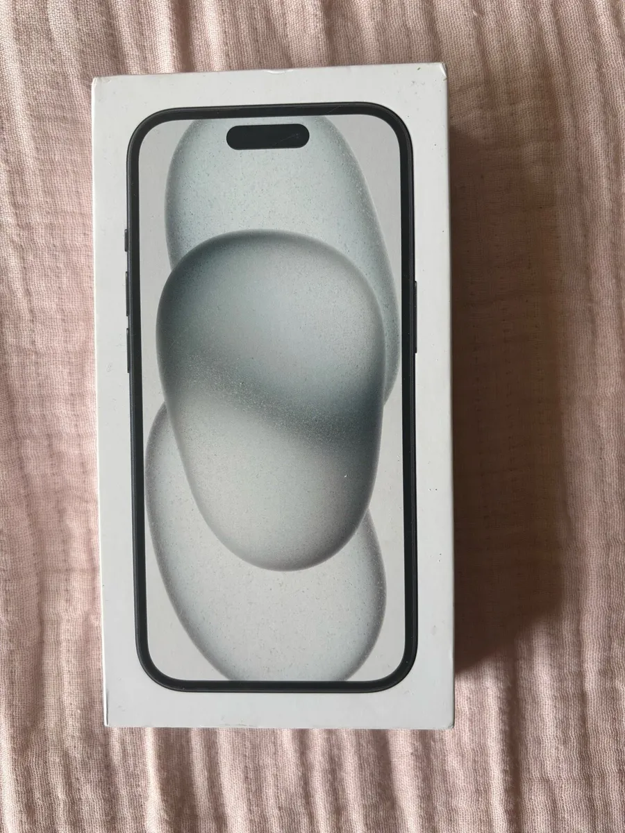 iPhone 15