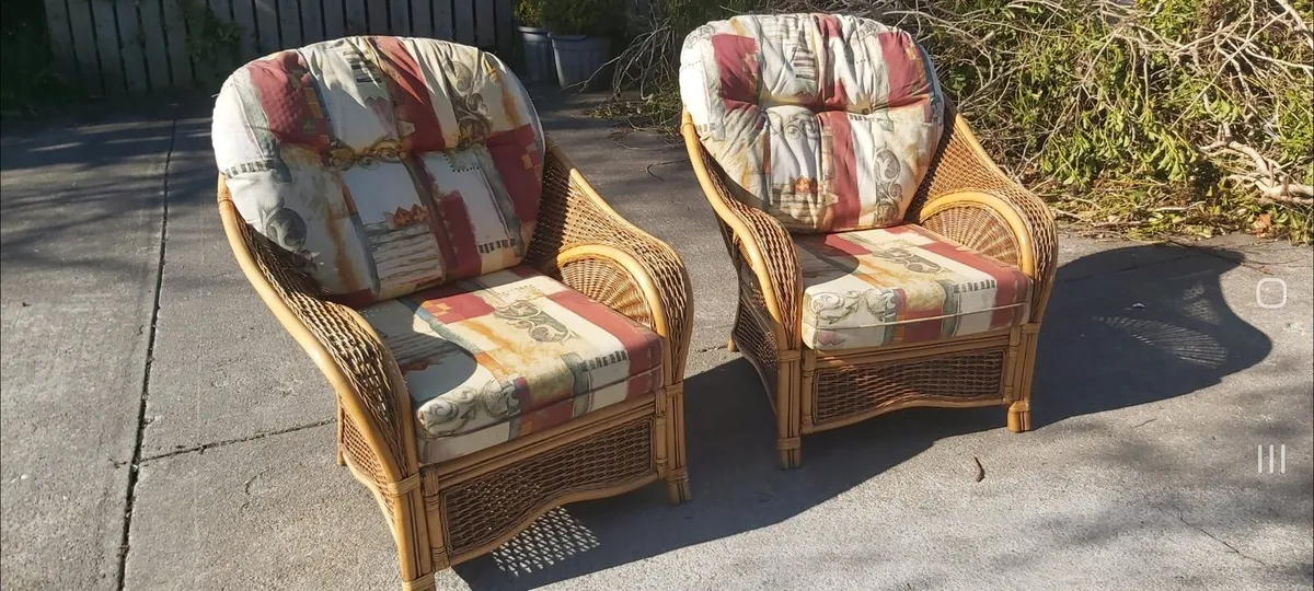 Wicker furniture (suite) - Image 2