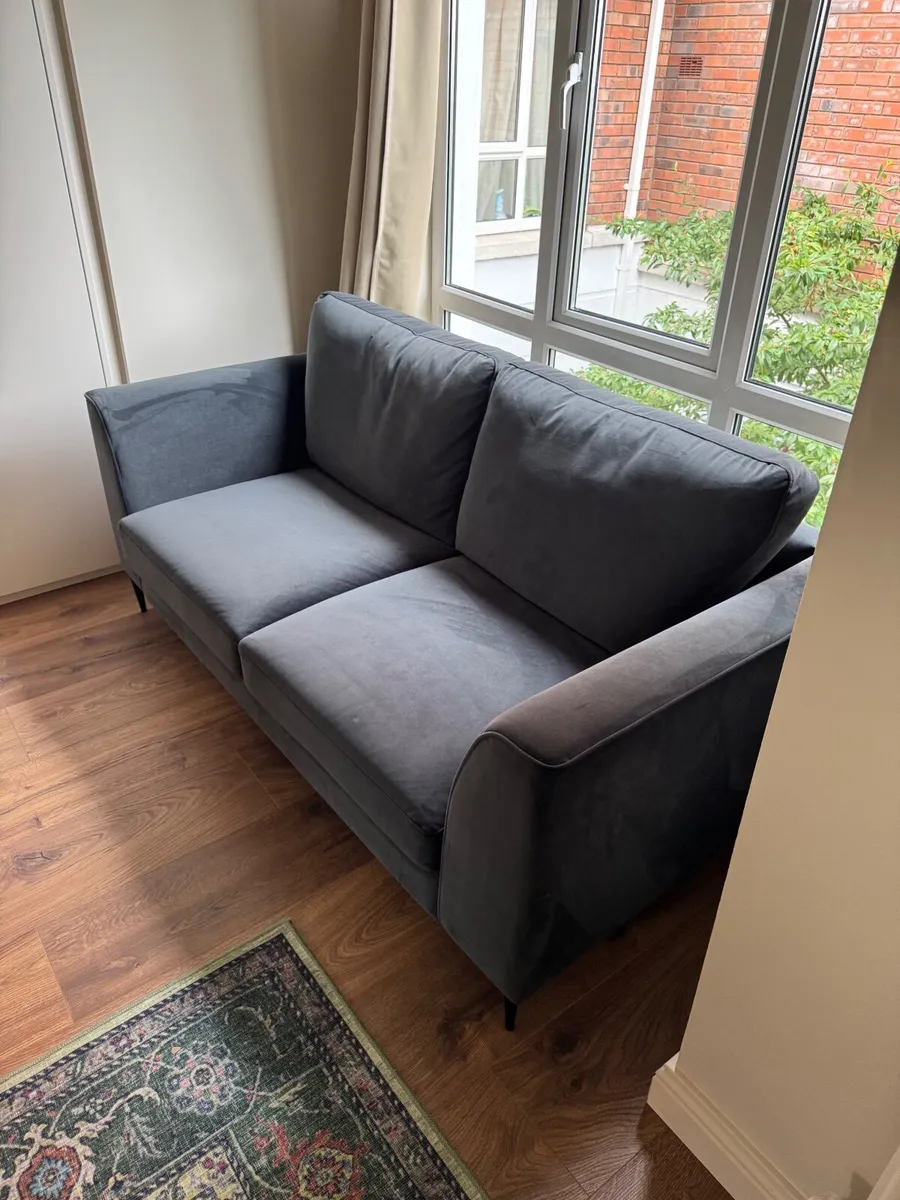 Velvet charcoal blue sofa and armchair set - Image 4