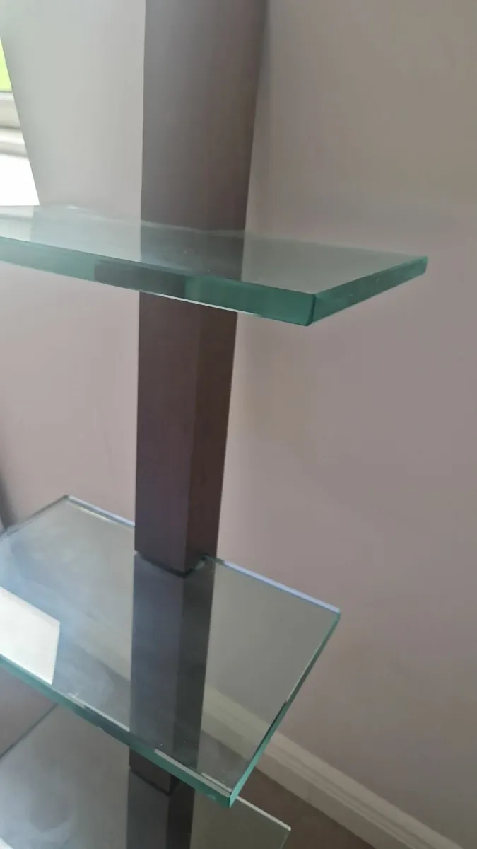 Shelf - Image 2