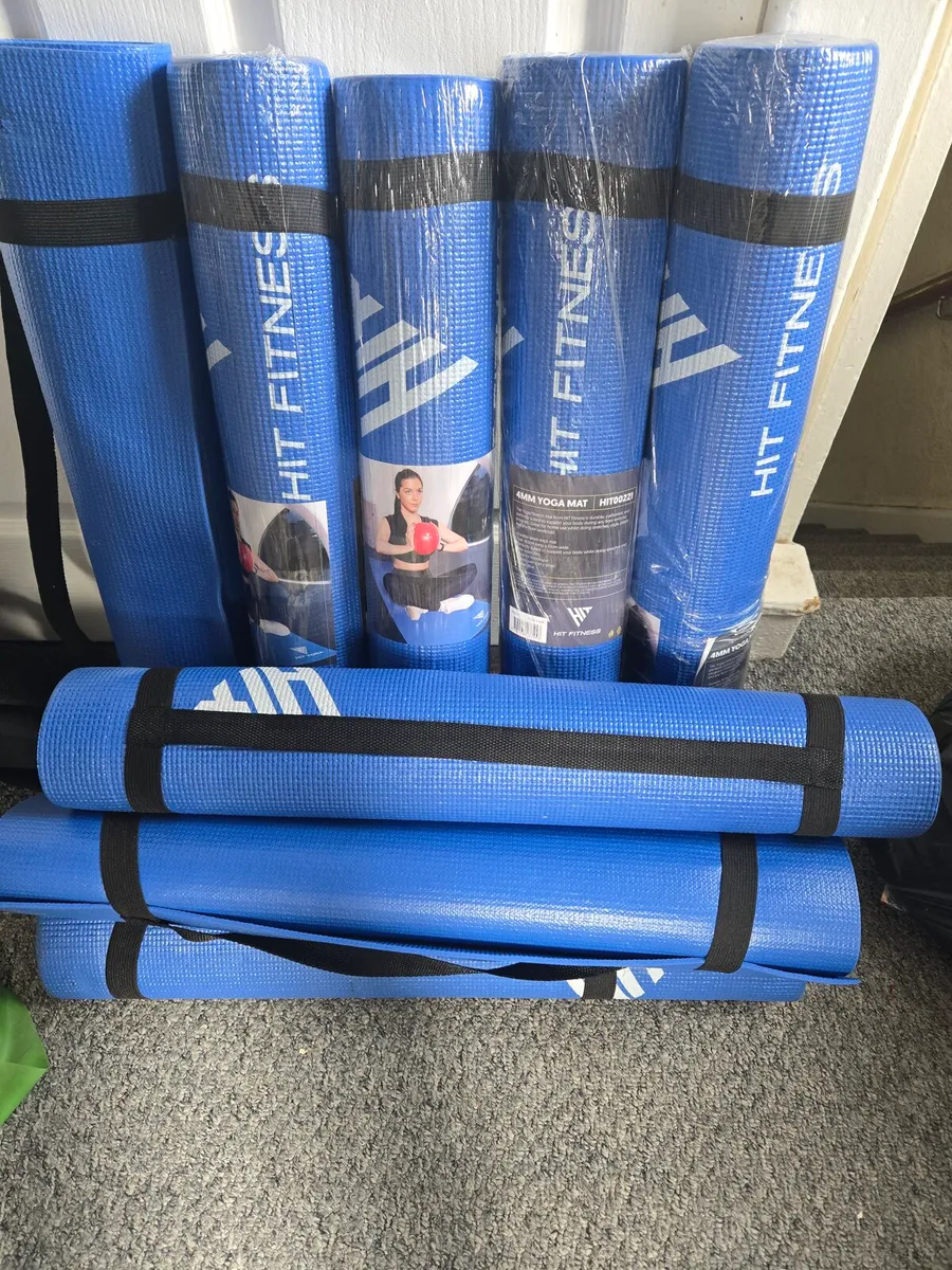 HIT Fitness Yoga Mats . 4 Brand New + 4 Lightly Us