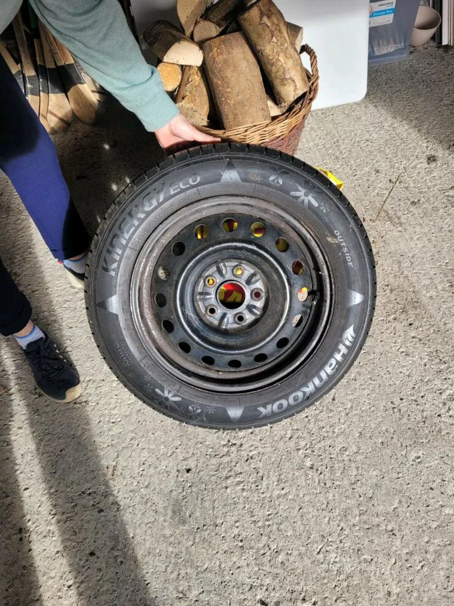 15" tyres and rims - Image 1