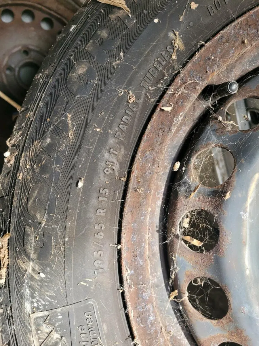 15" tyres and rims - Image 4