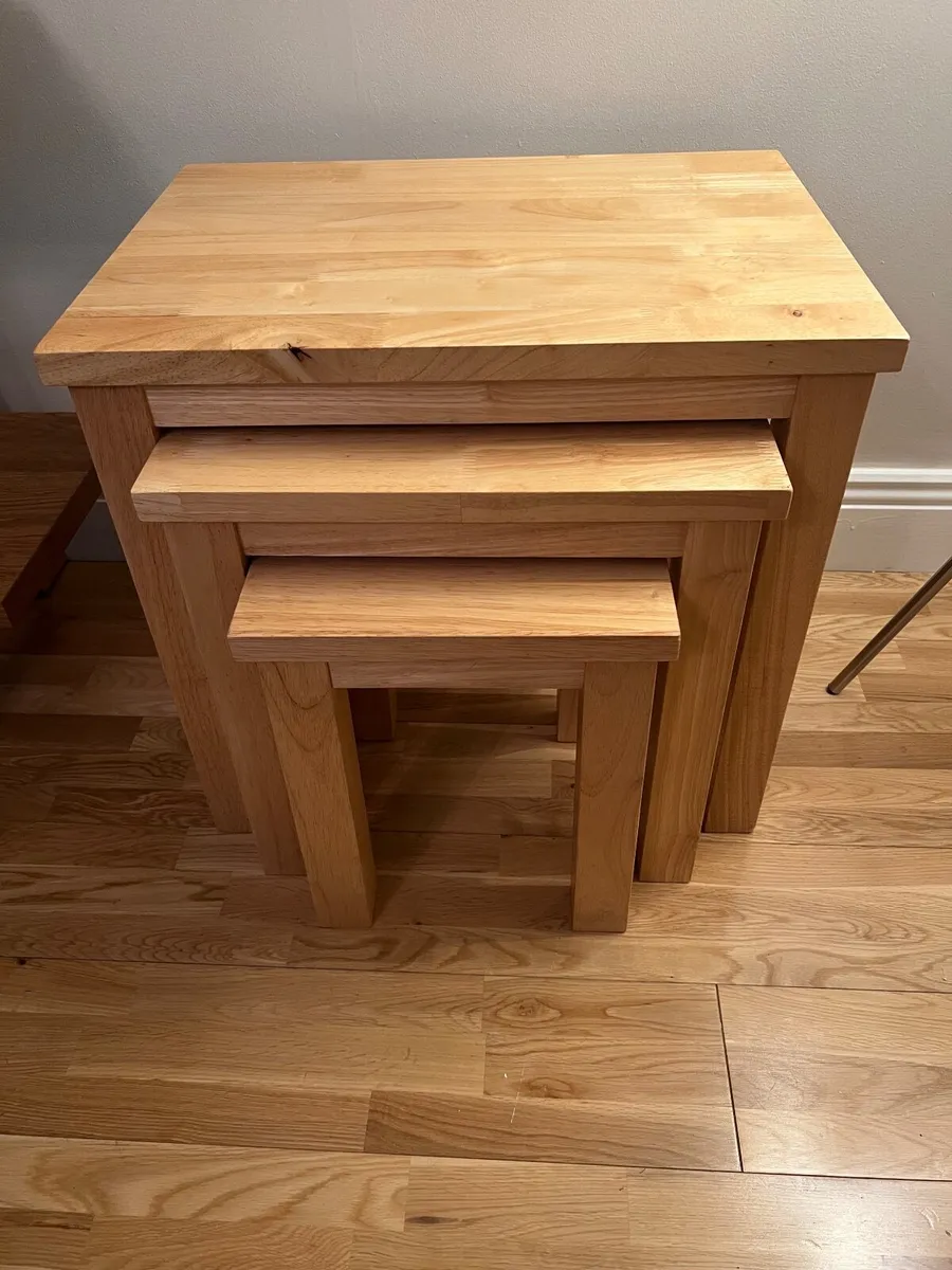 Nest of Tables wood - Image 1