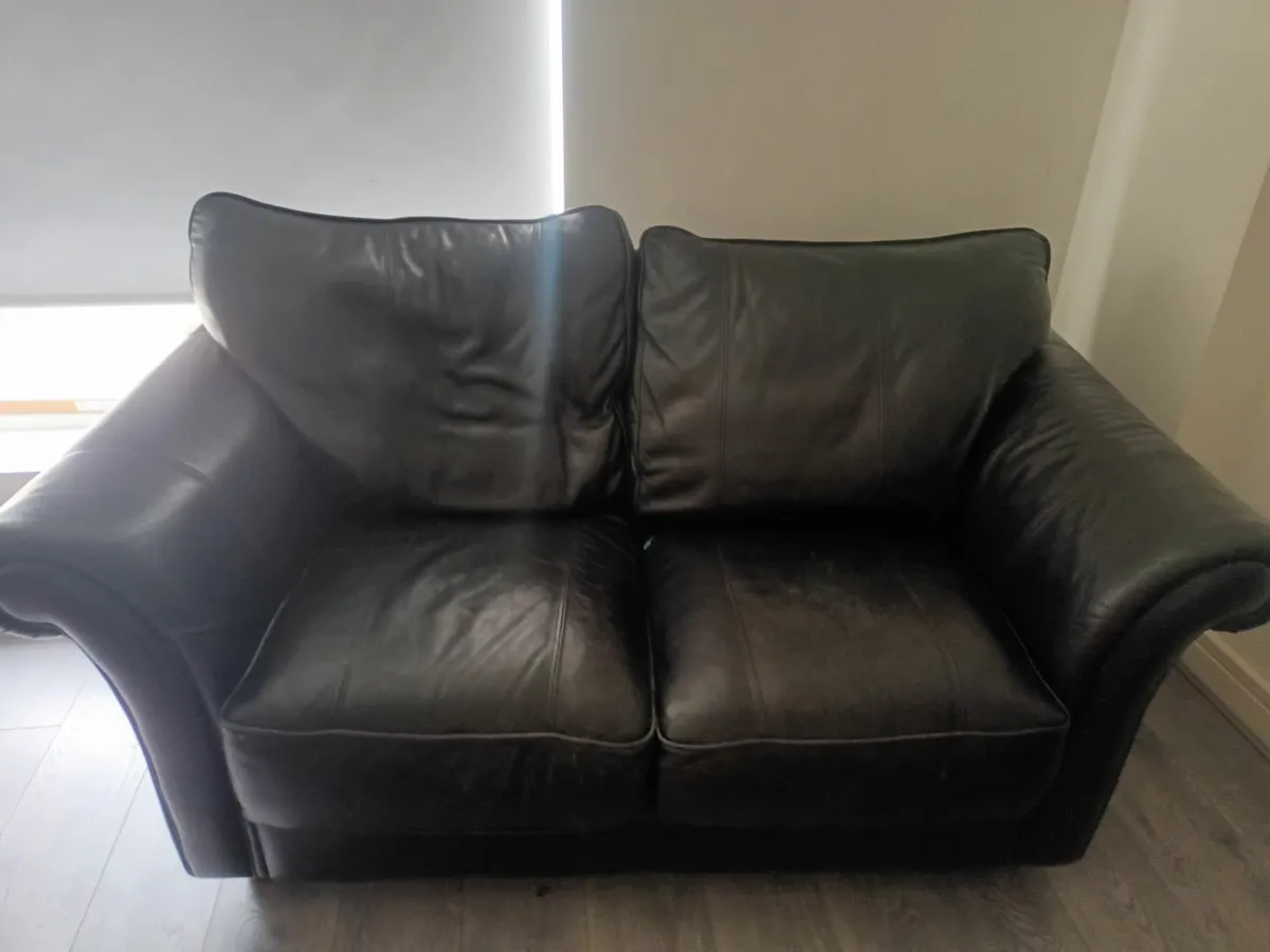 Couch - Image 3