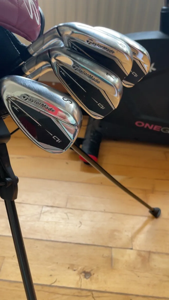 (Not Free)Left handed golf set wanting offers - Image 3