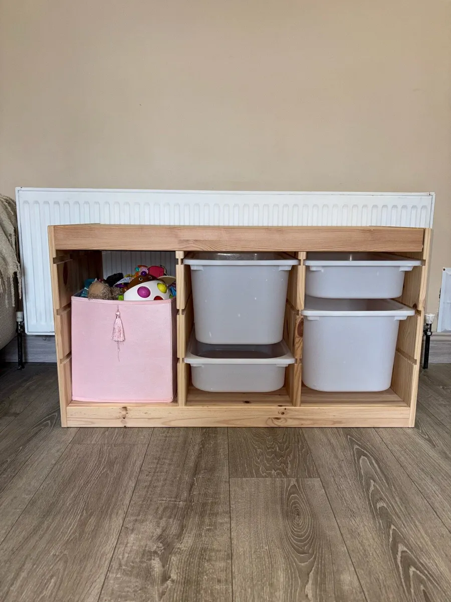 Children’s toy box - Image 1