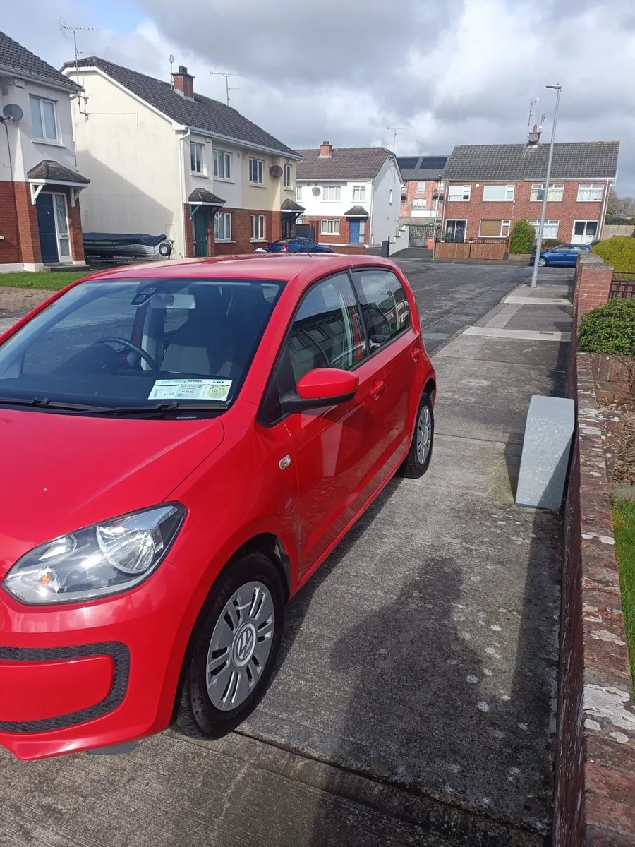 Volkswagen up - Image 1