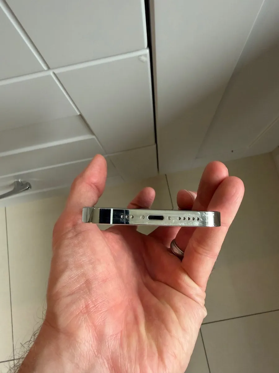 Iphone 13 pro 128gb White - Image 4