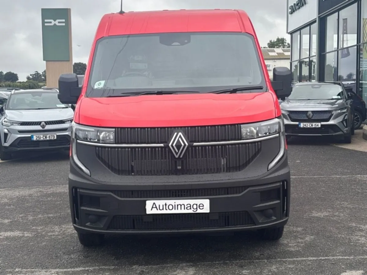 Renault Master 170BHP MWB Energy RED EX VAT Price - Image 2