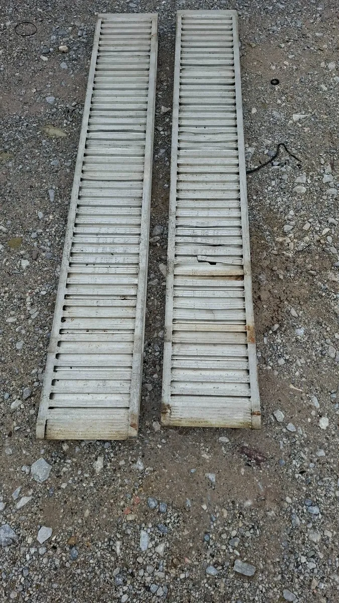 Loading ramps - Image 4