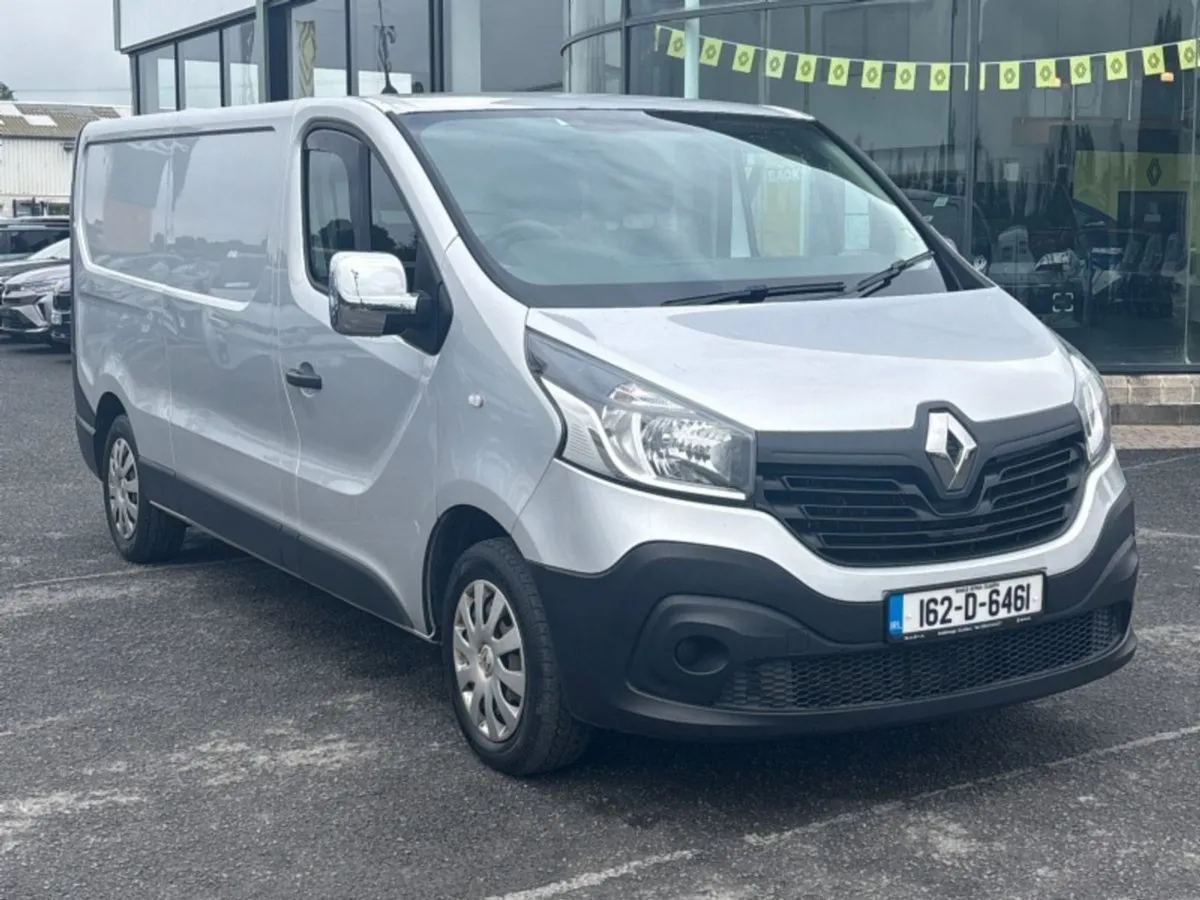 Renault Trafic LWB Business van - Image 1