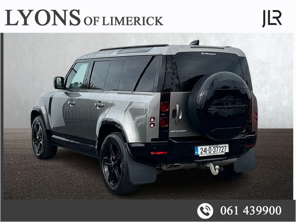 Land Rover Defender Defender 110 3.0d SE 3 Seater - Image 2