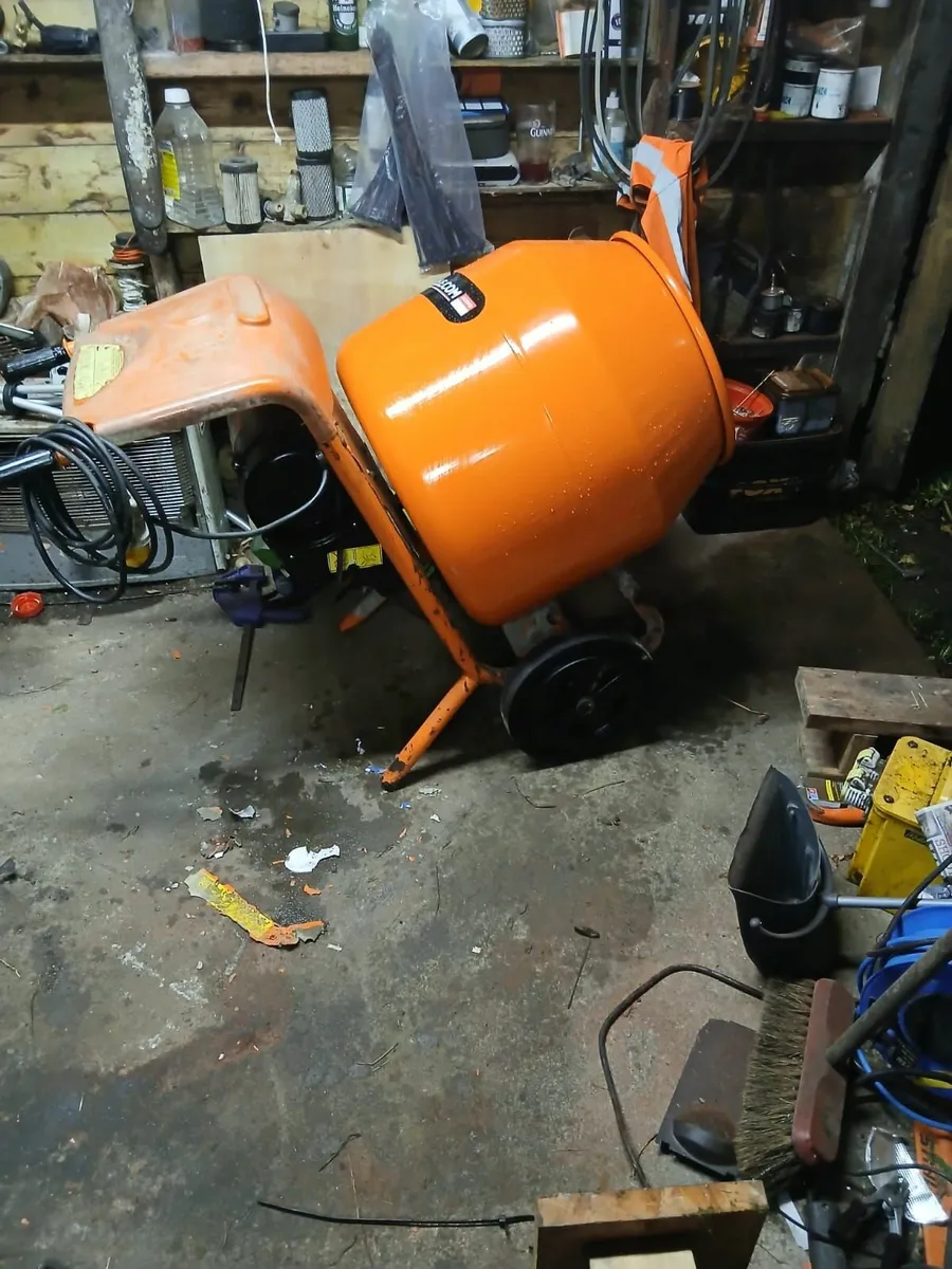 Cement mixer - Image 3