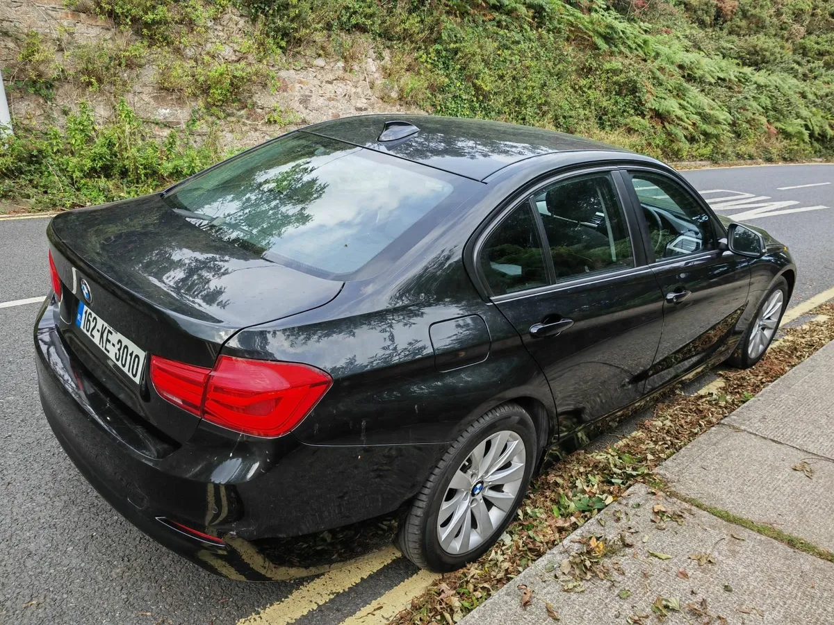 BMW 3-Series 2016 - Image 4