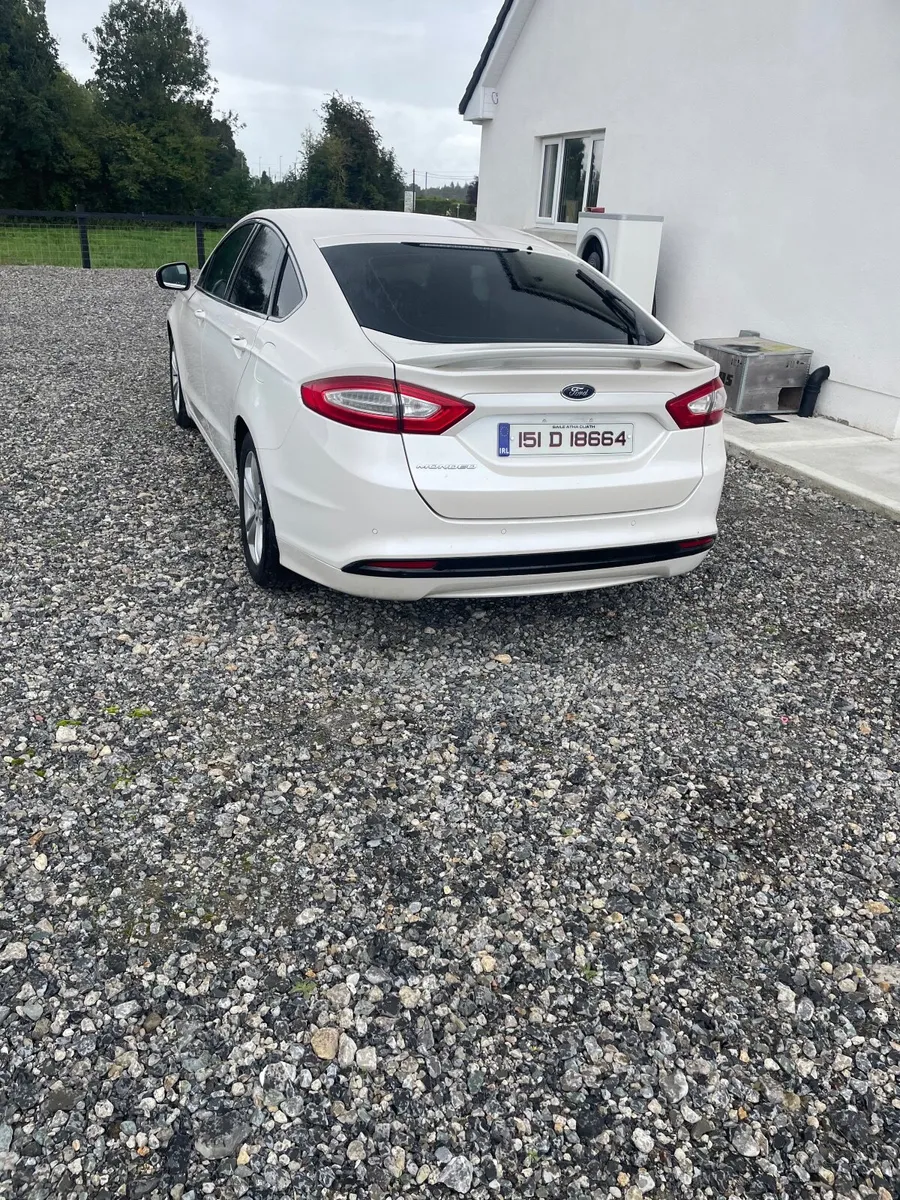 Ford Mondeo 2015 - Image 2