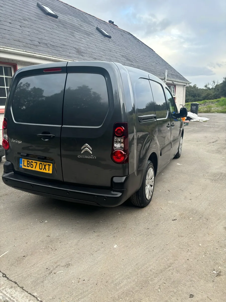 2018 Citroen berlingo 5 seater 100bhp - Image 4