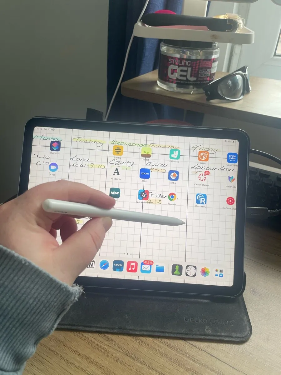 iPad Air 4th Gen 64 GB + Apple Pencil wireless - Image 2