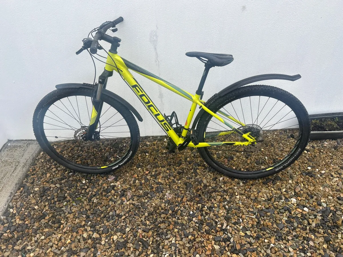 Cross mountain bike - Image 1